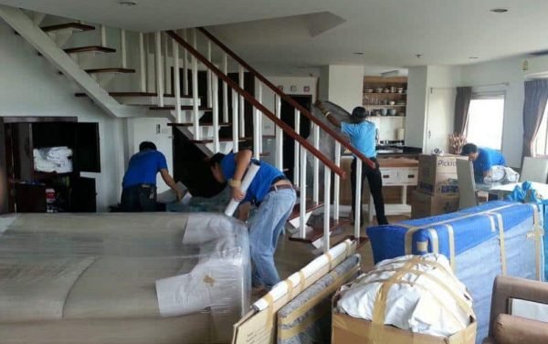 Gold Line Movers Company Dubai team handling a residential move with care and professionalism in Al Ain, UAE